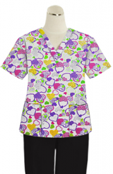 Top v neck 2 pocket half sleeve in Hearts in purple print